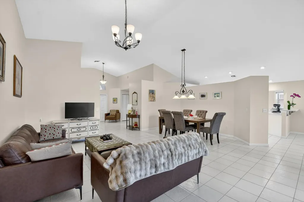 2453 Stonegate Drive Wellington FL 33414