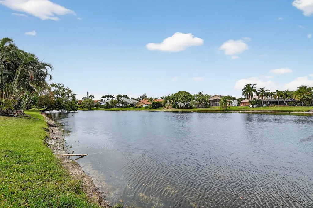 2453 Stonegate Drive Wellington FL 33414