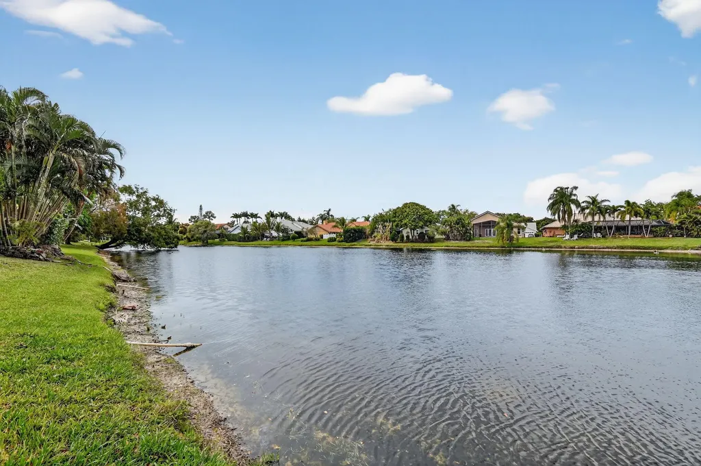 2453 Stonegate Drive Wellington FL 33414