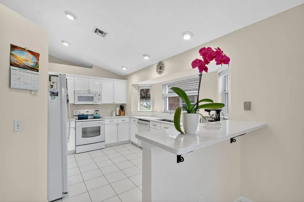 2453 Stonegate Drive Wellington FL 33414