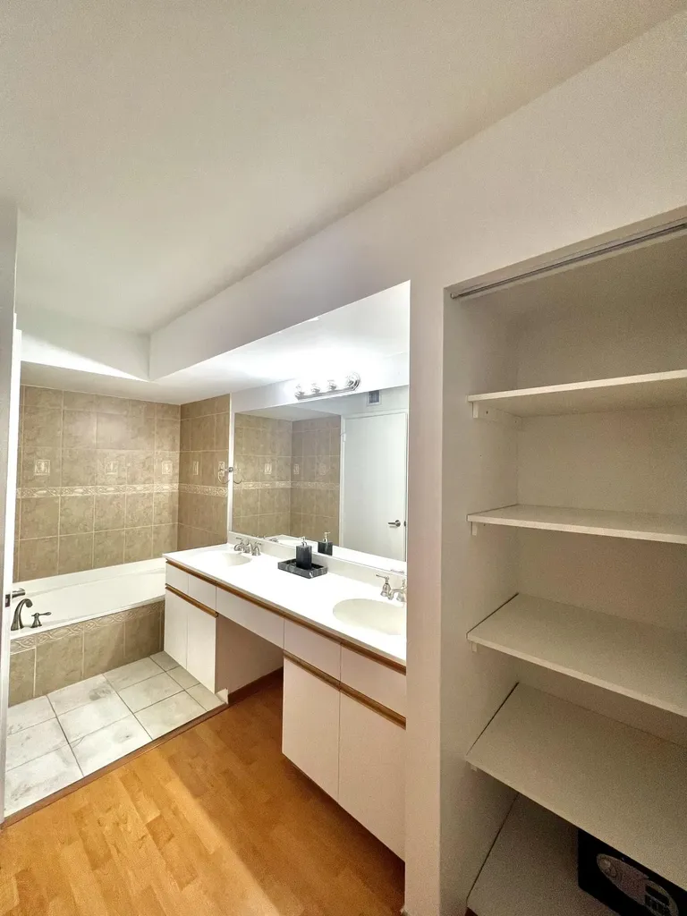 3400 NE 192nd Street Aventura FL 33180