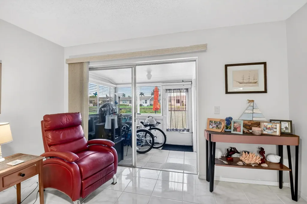 2758 Emory Drive E West Palm Beach FL 33415
