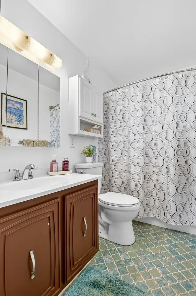 2758 Emory Drive E West Palm Beach FL 33415