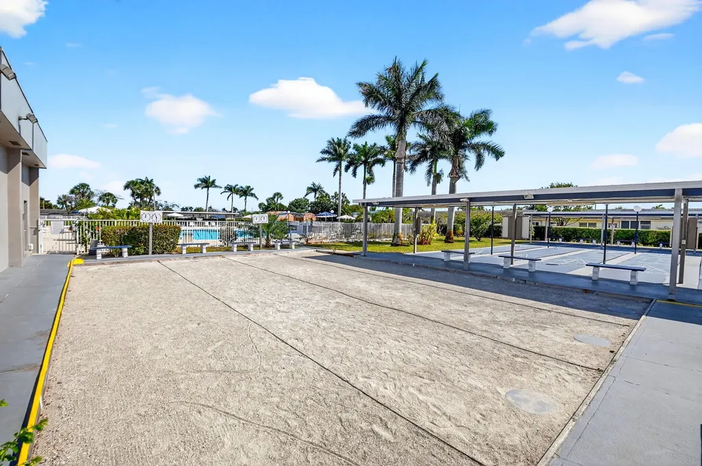 2758 Emory Drive E West Palm Beach FL 33415
