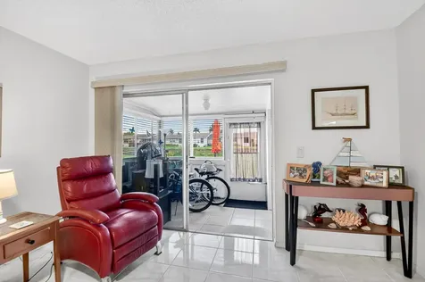 2758 Emory Drive E West Palm Beach FL 33415