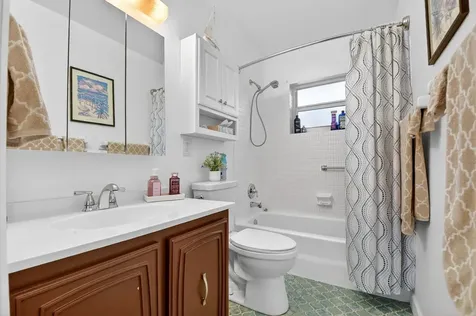 2758 Emory Drive E West Palm Beach FL 33415