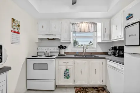 2758 Emory Drive E West Palm Beach FL 33415