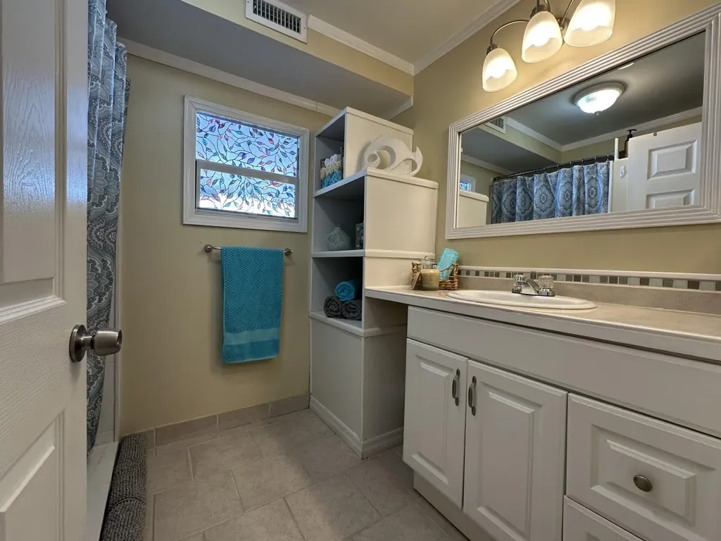 8661 SW 18th Place Davie FL 33324