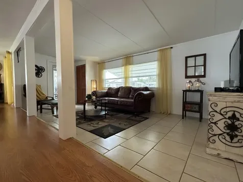8661 SW 18th Place Davie FL 33324