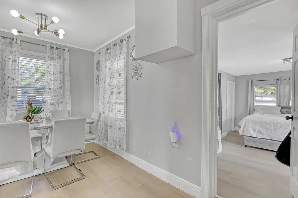 731 50th Street West Palm Beach FL 33407