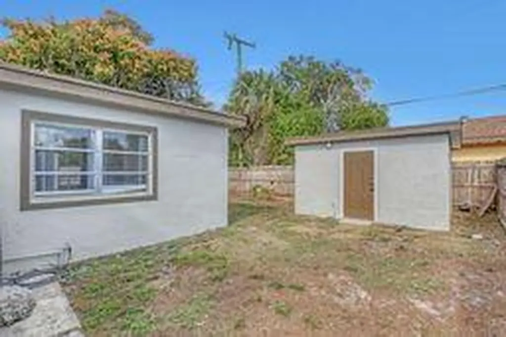 731 50th Street West Palm Beach FL 33407
