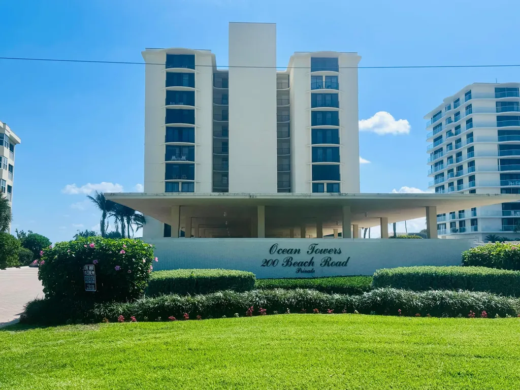 200 S Beach Road Tequesta FL 33469