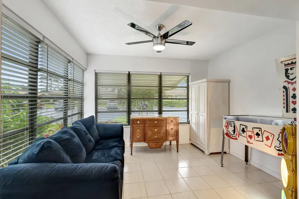 14040 Nesting Way Delray Beach FL 33484