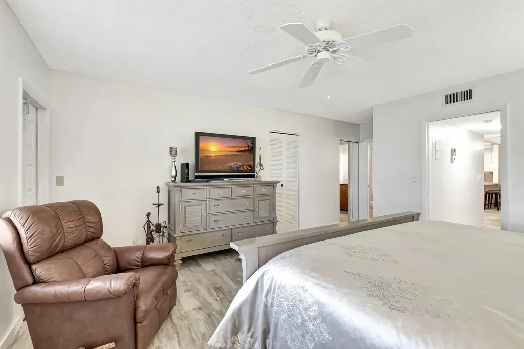 14040 Nesting Way Delray Beach FL 33484