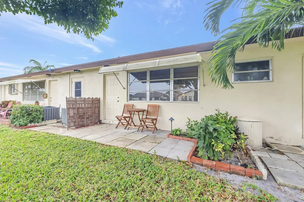 14040 Nesting Way Delray Beach FL 33484