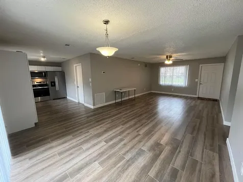 2122 SE Heathwood Circle Port St Lucie FL 34952