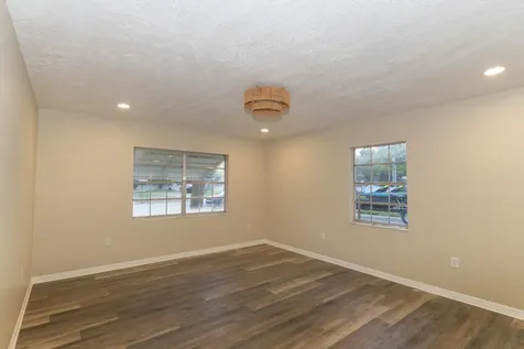 1905 Colonial Road Fort Pierce FL 34950