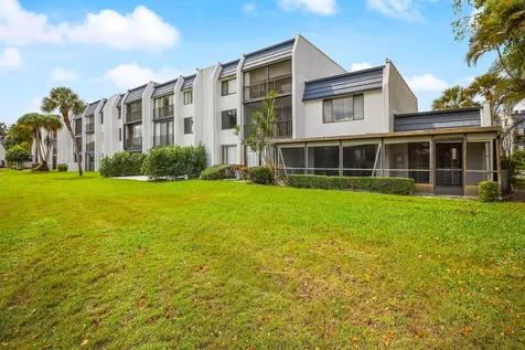 4541 Luxemburg Court Greenacres FL 33467