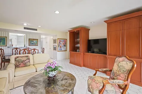 4541 Luxemburg Court Greenacres FL 33467