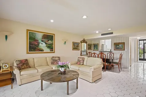 4541 Luxemburg Court Greenacres FL 33467