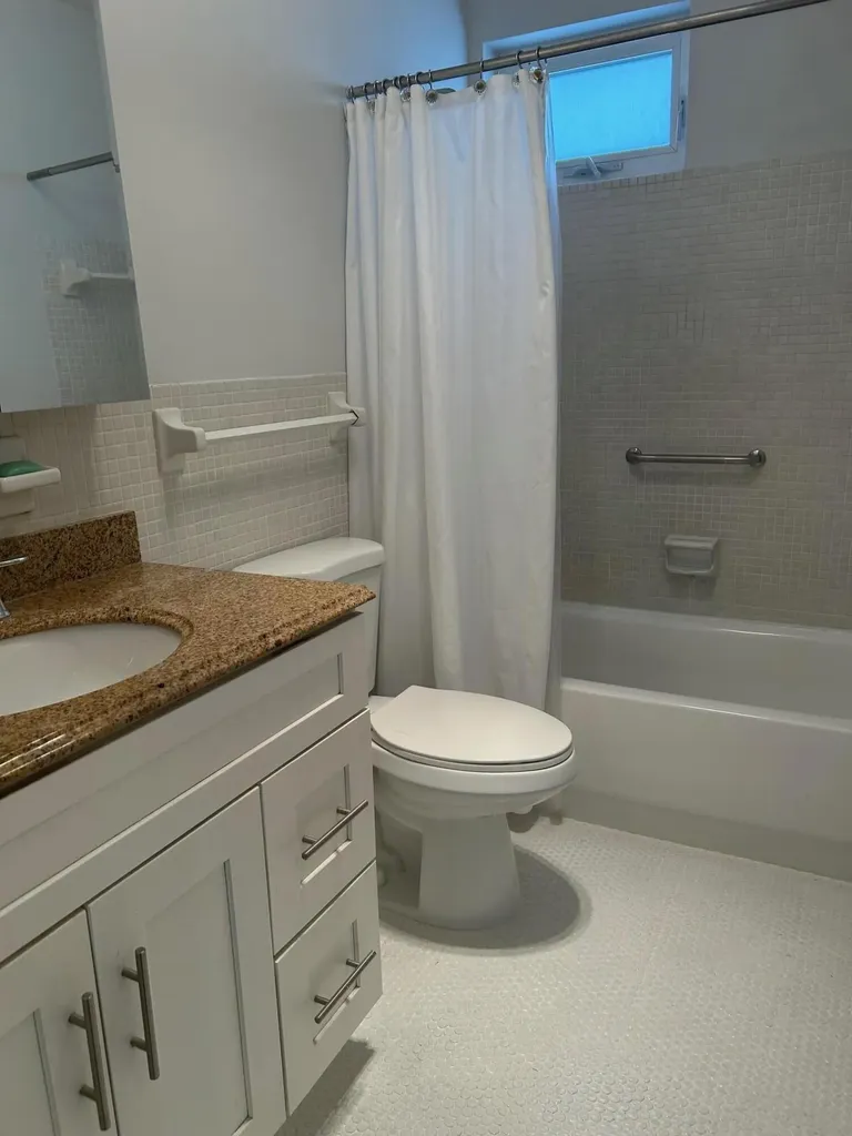 1821 NE 62nd Street Fort Lauderdale FL 33308