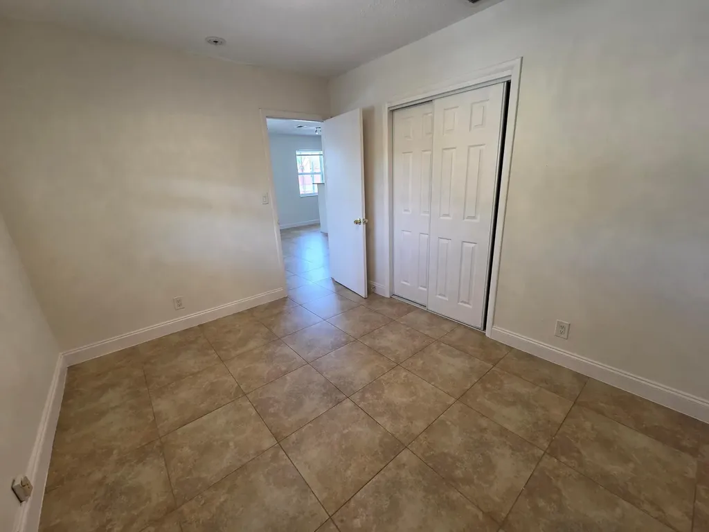 720 NE 2nd Street Fort Lauderdale FL 33301