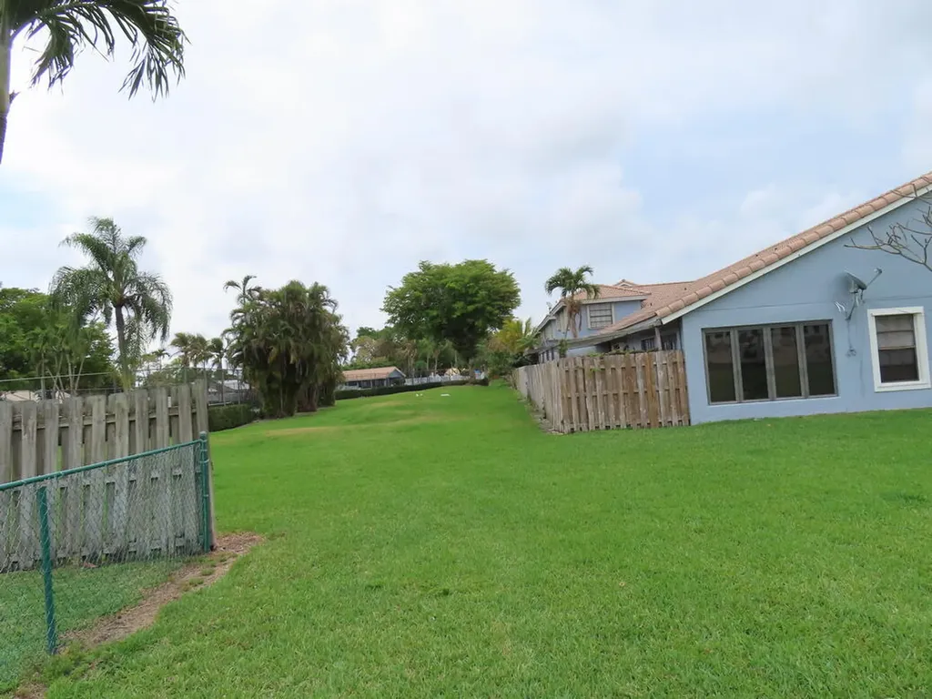 9856 Watermill Circle Boynton Beach FL 33437