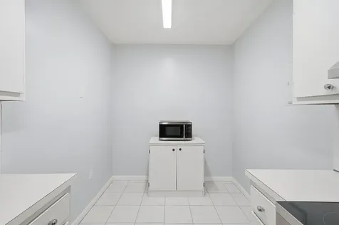 3850 Washington Street Hollywood FL 33021