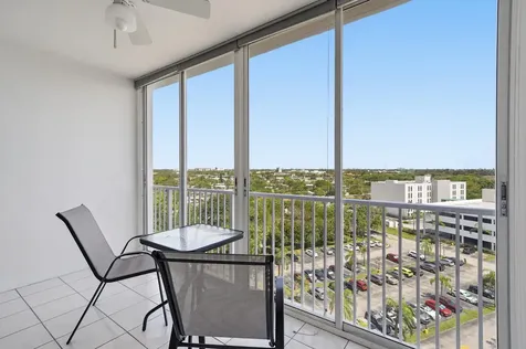 3850 Washington Street Hollywood FL 33021
