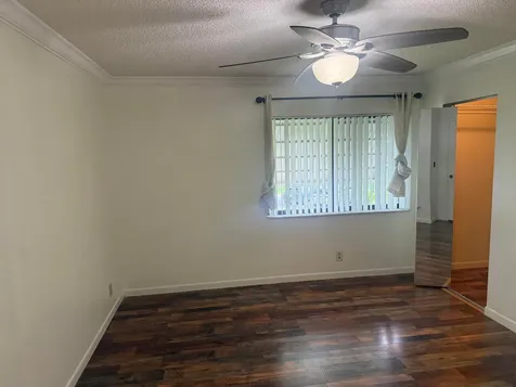 211 Pine Hov Circle Greenacres FL 33463