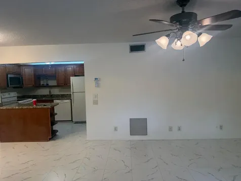 211 Pine Hov Circle Greenacres FL 33463
