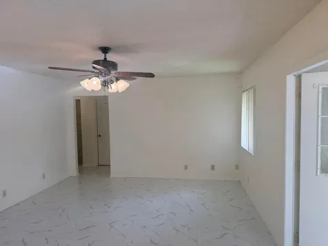 211 Pine Hov Circle Greenacres FL 33463