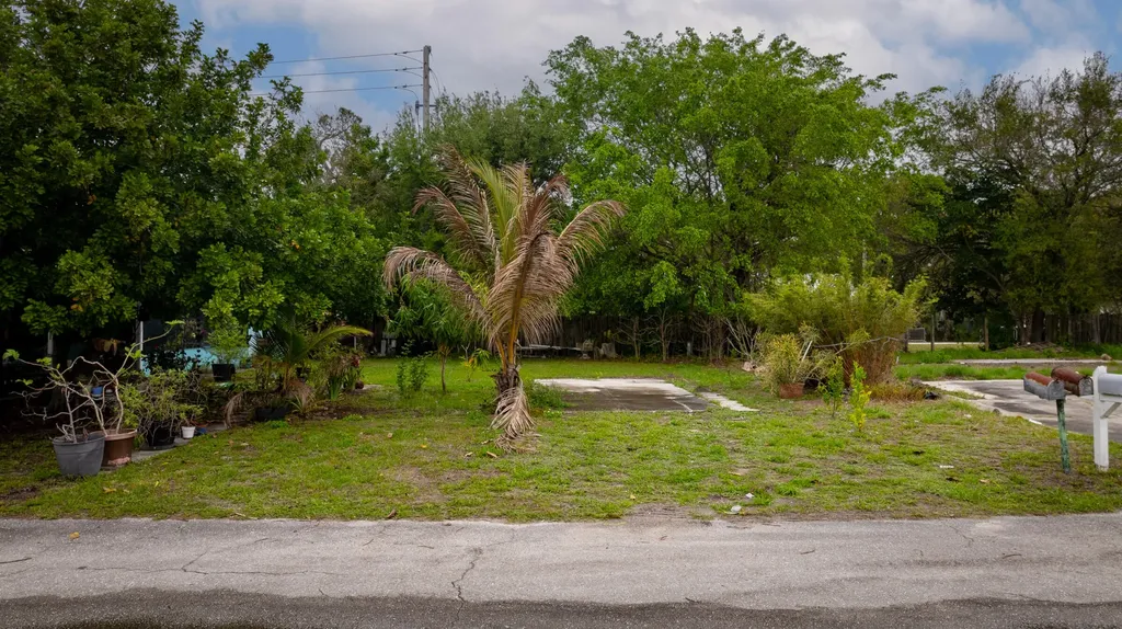 4311 Okeechobee Boulevard West Palm Beach FL 33409