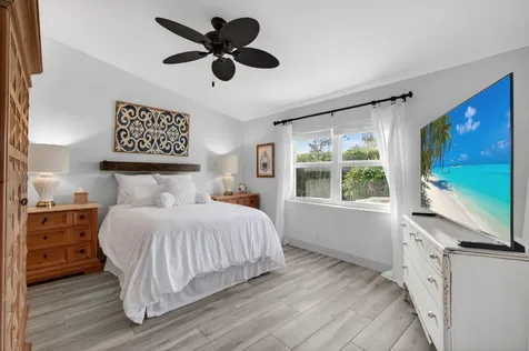 8196 Vía Di Veneto Boca Raton FL 33496