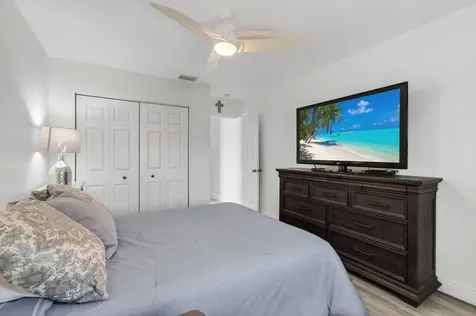 8196 Vía Di Veneto Boca Raton FL 33496