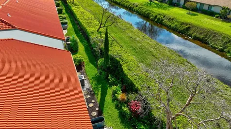 8196 Vía Di Veneto Boca Raton FL 33496