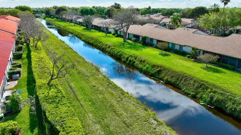 8196 Vía Di Veneto Boca Raton FL 33496