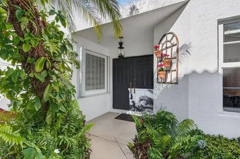8196 Vía Di Veneto Boca Raton FL 33496