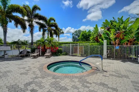 8196 Vía Di Veneto Boca Raton FL 33496