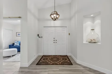 8196 Vía Di Veneto Boca Raton FL 33496