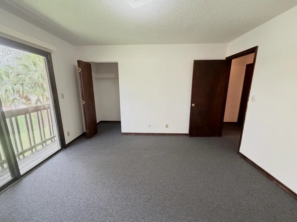 1226 N Haverhill Road Haverhill FL 33417