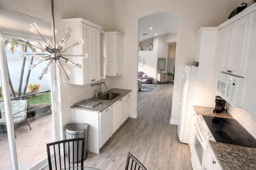 7463 W Mercada Way Delray Beach FL 33446