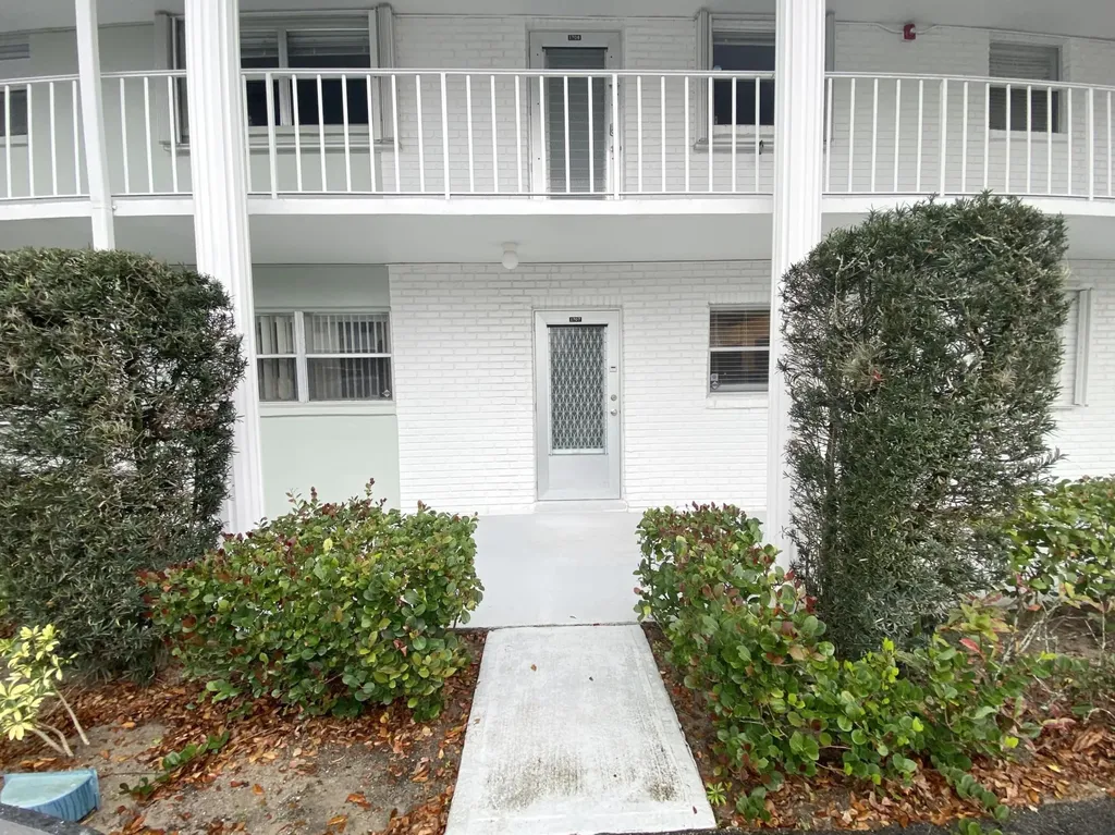2760 SW 22nd Avenue Delray Beach FL 33445