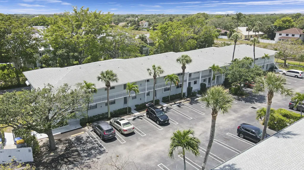 2760 SW 22nd Avenue Delray Beach FL 33445