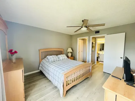408 Pine Glen Lane Greenacres FL 33463