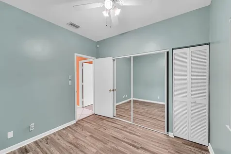 100 E Hemingway Circle Margate FL 33063