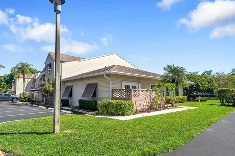 100 E Hemingway Circle Margate FL 33063