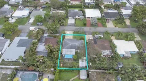 4681 NE 5th Avenue Fort Lauderdale FL 33334