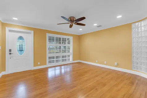 4681 NE 5th Avenue Fort Lauderdale FL 33334