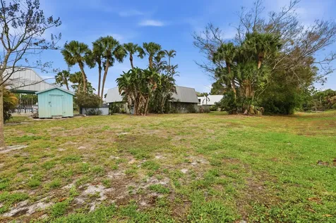 3832 SE Jefferson Street Stuart FL 34997